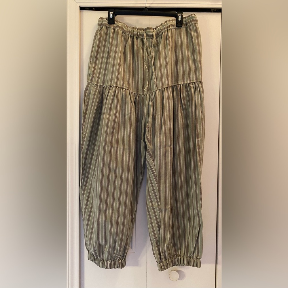 Free People Ellie Striped Pull On Barrel Pants - Picture 4 of 10